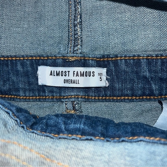 Almost Famous Medium Wash Distressed Skinny Denim Overalls Size 5 - Picture 5 of 13